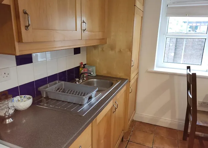 Sheraton Lodge Apartments T12E309